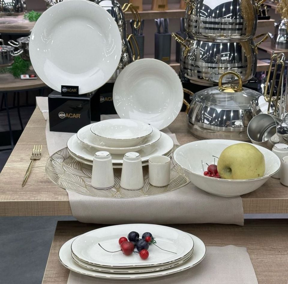 İSTANBUL MODEL GOLD YALDIZLI 12 KİŞİLİK 60 PARÇA YEMEK TAKIMI
