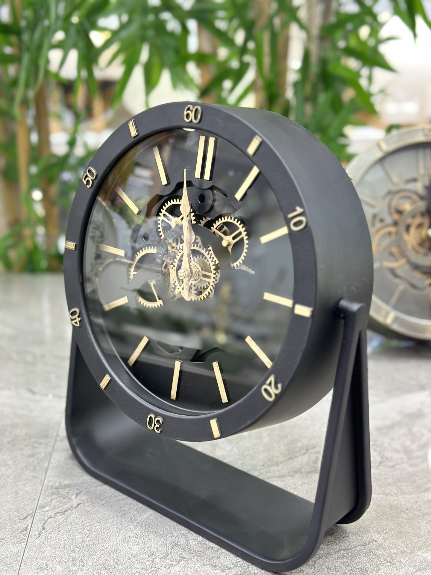 SİYAH DEKORATİF  ÇARKLI MASA SAATİ