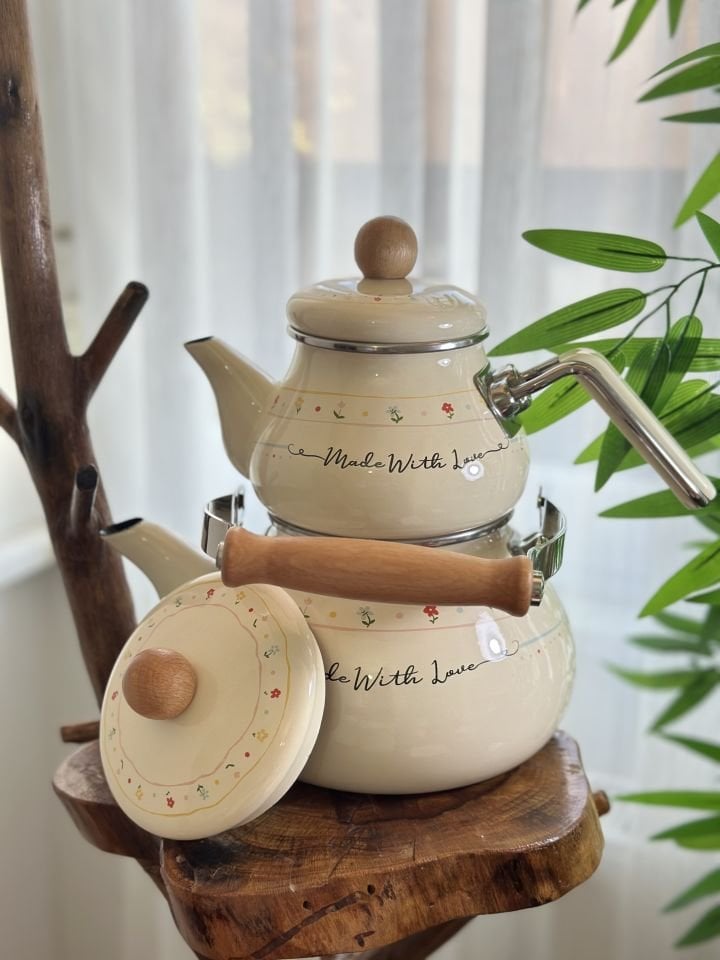 Made With Love Emaye Çaydanlık Takımı
