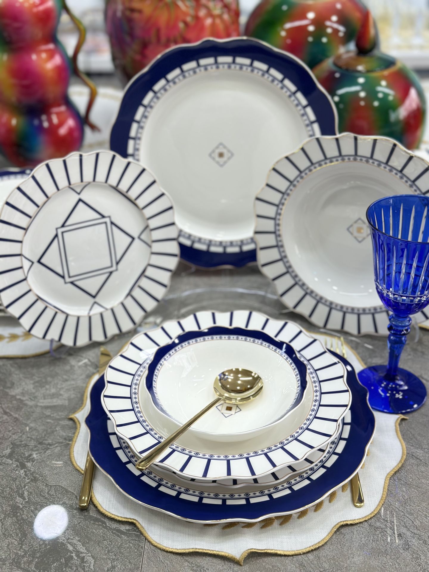 RENNA BONE 6 KİŞİLİK 24 PARÇA PORSELEN YEMEK TAKIMI